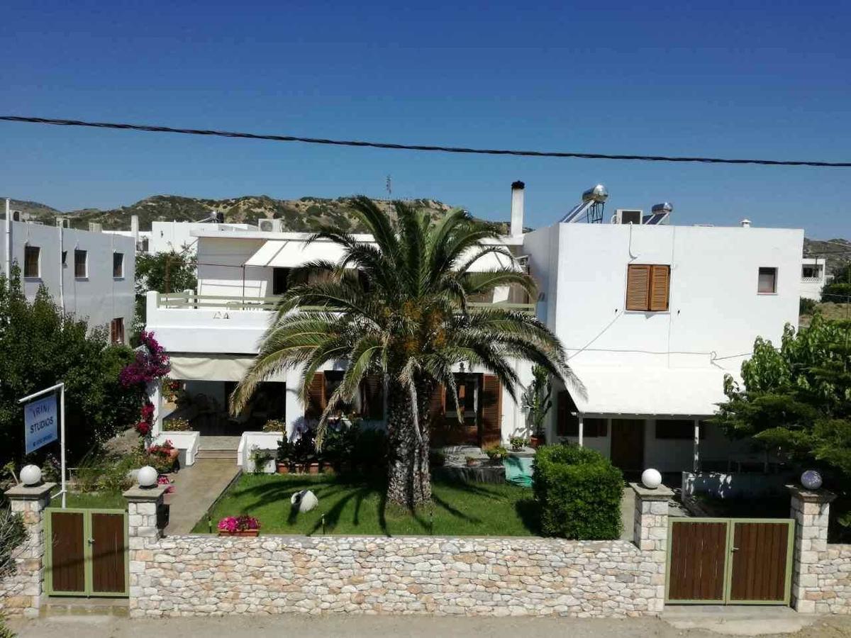 Irini Studios Skyros Buitenkant foto
